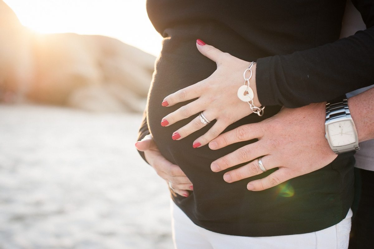 Beneficios del contrato para cubrir la baja por maternidad
