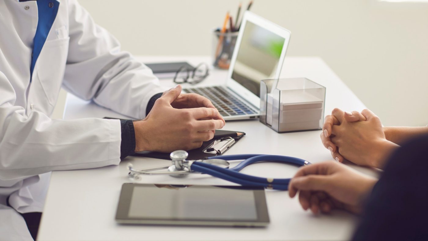 Desaparece obligación trabajadores entregar parte baja médica a empresa