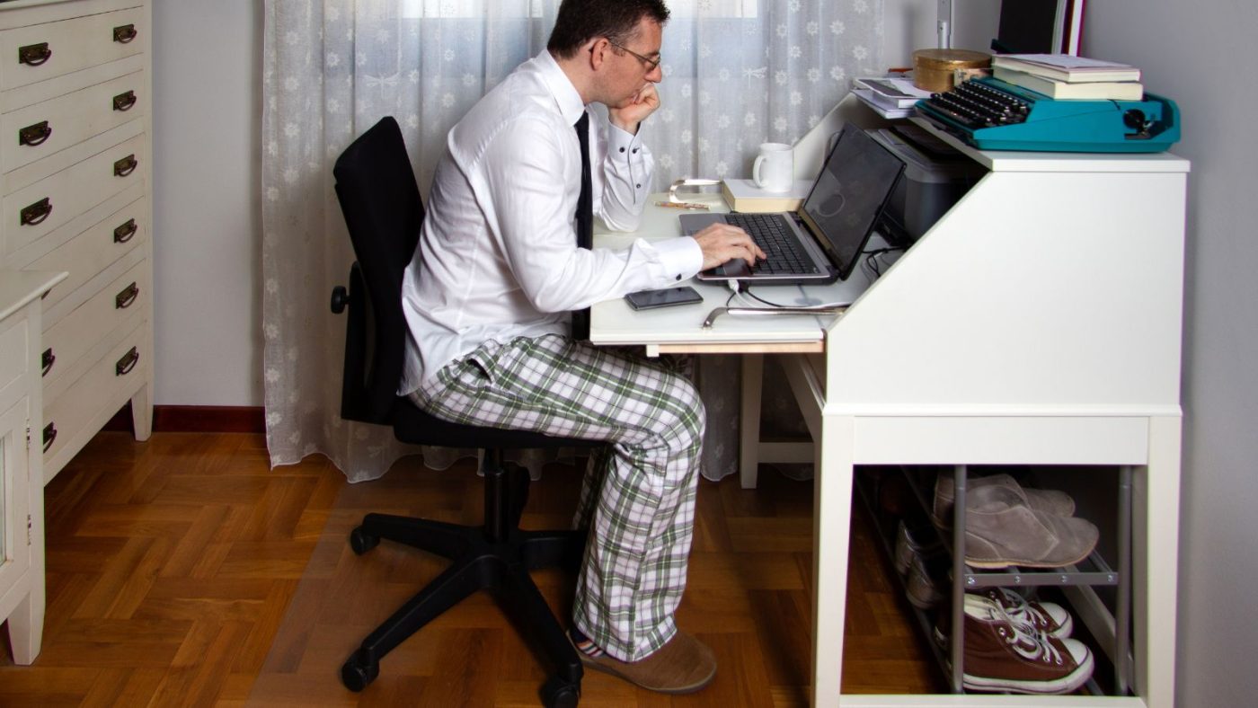 ¿Qué gastos deben compensar los autónomos y pymes con empleados en teletrabajo?